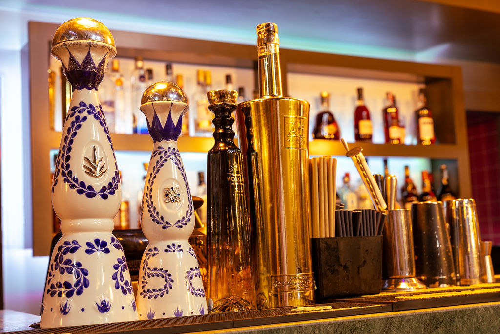 Mapogo's Bar